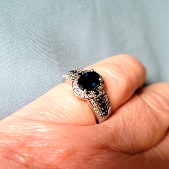 Trade for turquoise💎 Clyde Duneier Sapphire and Diamond Ring - Picture 4 of 13